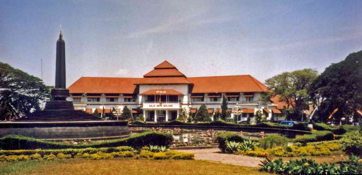 Malang: Indonesia Internship Program