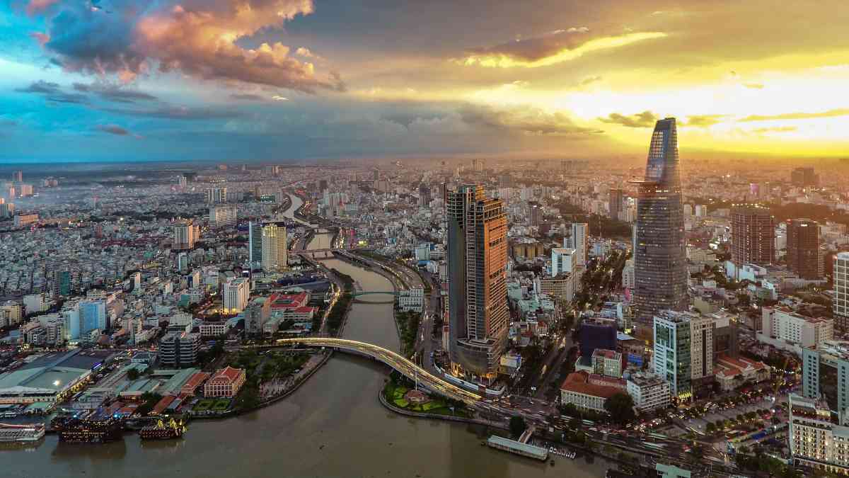 Vietnam Internship Program: Ho Chi Minh